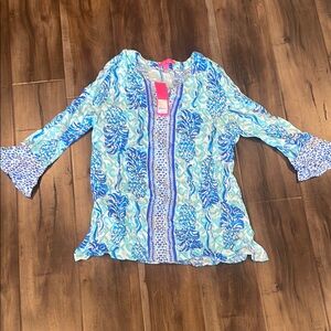 Blue and White Women's Top